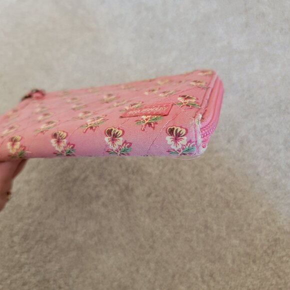 Vera Bradley Older Style Pink Peonies Print Clutch Wallet - Picture 2 of 4